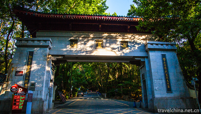 Yuelu-Mountain-and-Orange-Prefecture-Tourist-Area-12