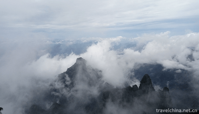 Tianmenshan-Mountain-tourist-area-15