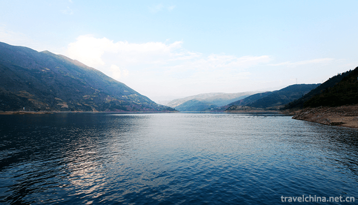Wushan-small-Three-Gorges-6