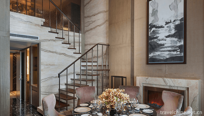 Mandarin-Oriental-Pudong,-Shanghai-9