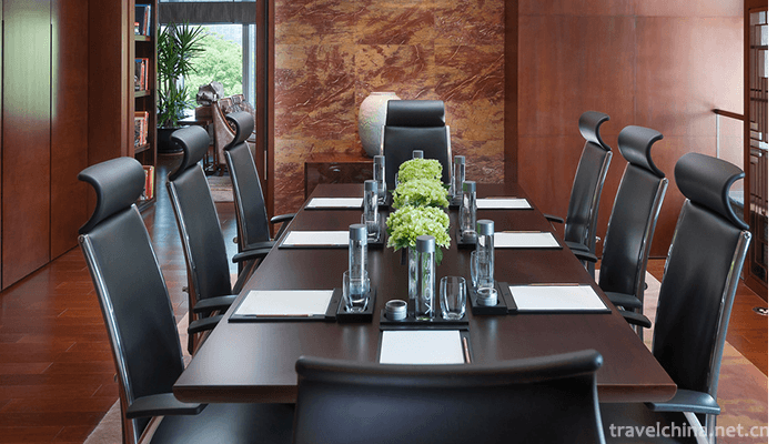 Mandarin-Oriental-Pudong,-Shanghai-4