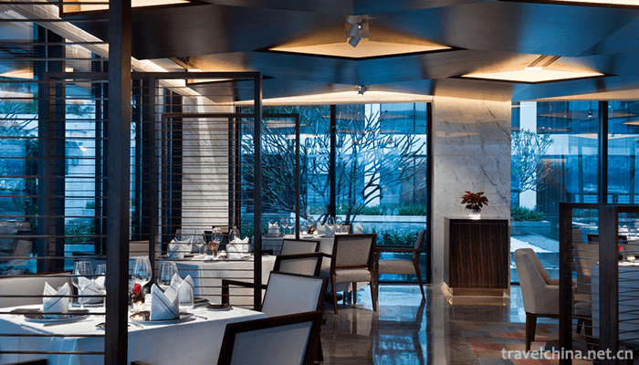 White-Swan-Hotel-Guangzhou-1