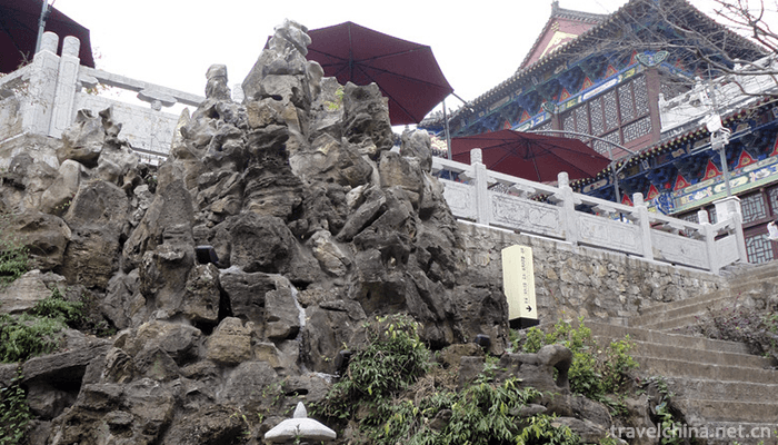 Sanyoudong-Scenic-Area-1