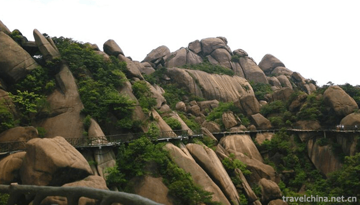 Shangrao-Lingshan-Scenic-Area-4