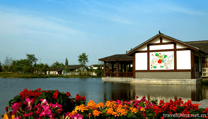 Mianzhu-New-Year-Picture-Village-Scenic-Area-in-China-1