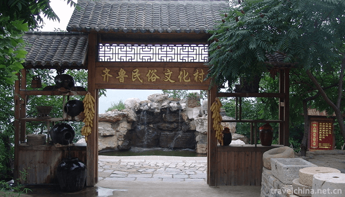 Nine-Towers-Chinese-Folk-Happy-Garden-5