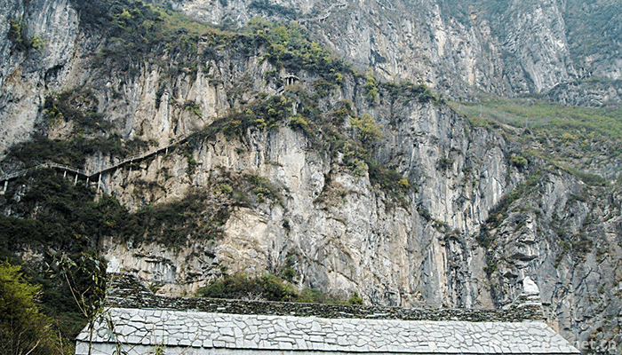 Jiuhuangshan-Ape-King-Cave-Scenic-Area-6