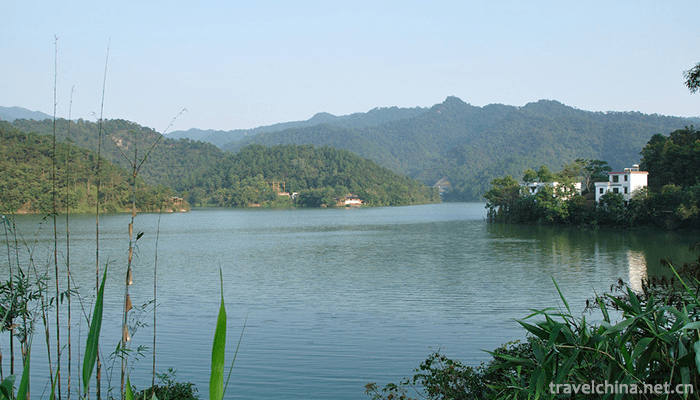 Kowloon-Lake-Resort-5
