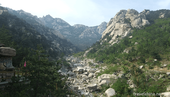 two-dragons-mountain-Erlongshan-13