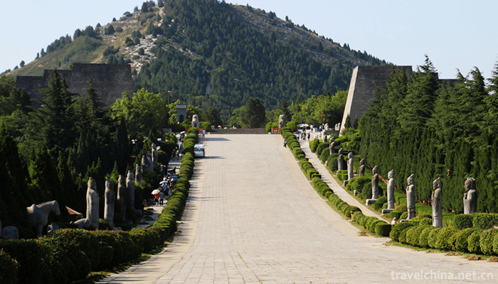 Qianling-Scenic-Area-1