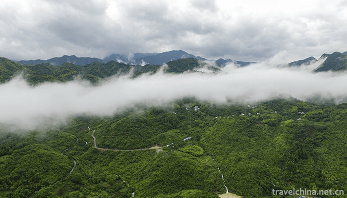 Yunwushan-Scenic-Area-1