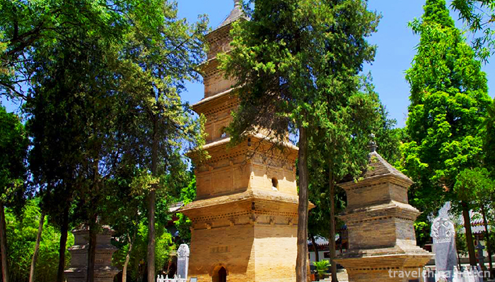 Pagoda-of-Xing-Jiao-Temple-1