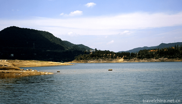 Shengzhong-Lake-Scenic-Area-1