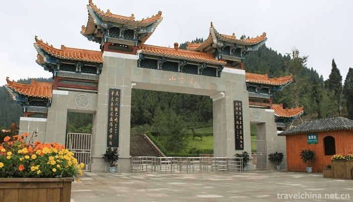 Lingyun-Mountain-Scenic-Area-1