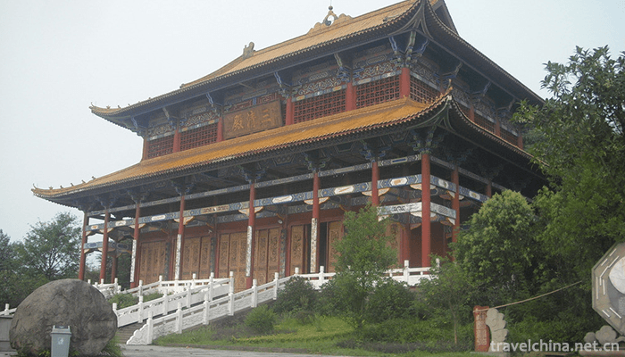 Lingyun-Mountain-Scenic-Area-2