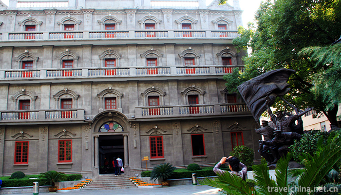 Bayi-Memorial-Hall-in-Nanchang-3