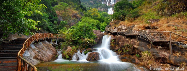 Baishuizhai Scenic Area 