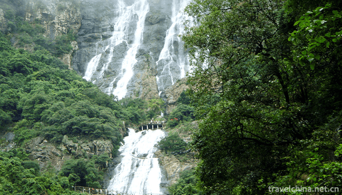 Baishuizhai-Scenic-Area-4