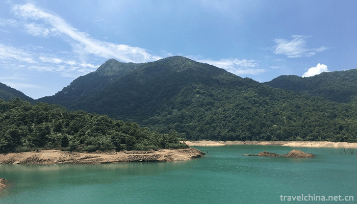 Baishuizhai-Scenic-Area-1