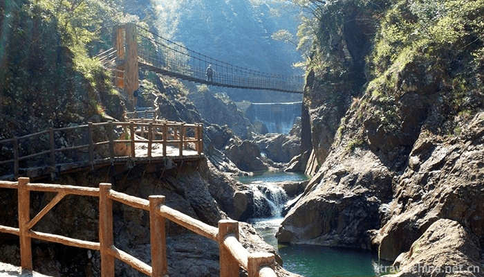 Caoxi-Hot-Spring-Holiday-Resort-1