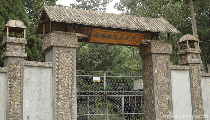 Chaoyanggou-tourist-attraction-1