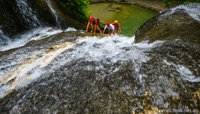 Gudong-Waterfall-2