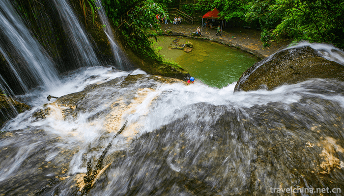 Gudong-Waterfall-6