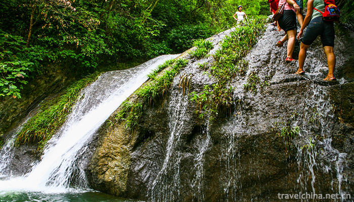 Gudong-Waterfall-3
