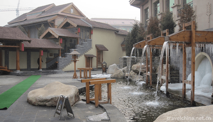 Gongchangling-Hot-Spring-Skiing-Ground-3