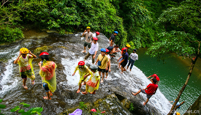 Gudong-Waterfall-4