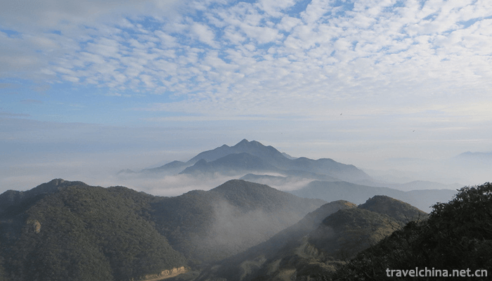 Guangdong-First-Peak-Tourist-Scenic-Spot-3