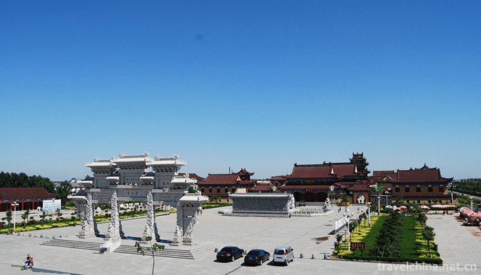 Island-Jinshan-Temple-4