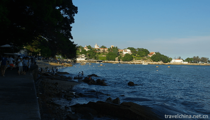 Haitangshan-Scenic-Area-1