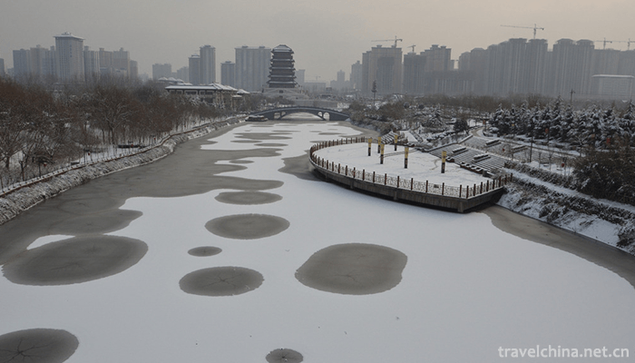 Seoul-Lake-Park-5