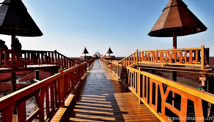 Red-Beach-Scenic-Area-2