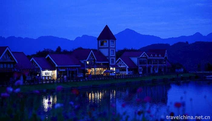 Floral-water-bay-hot-spring-resort-2