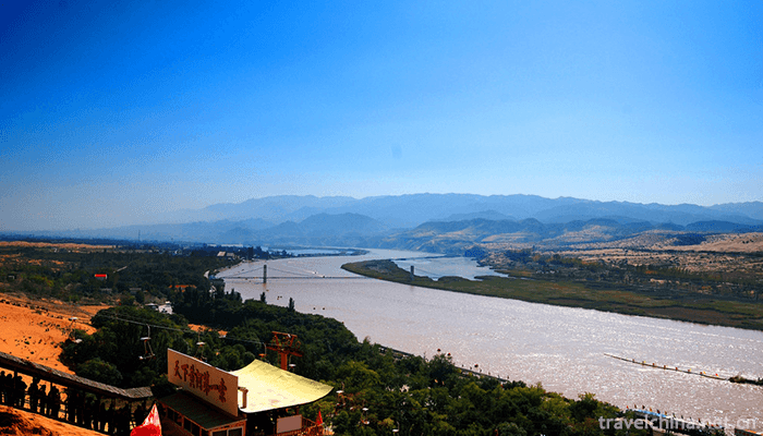 Scenic-Spot-of-the-Source-of-the-Yellow-River-4