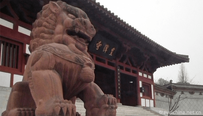 Huangze-Temple-1