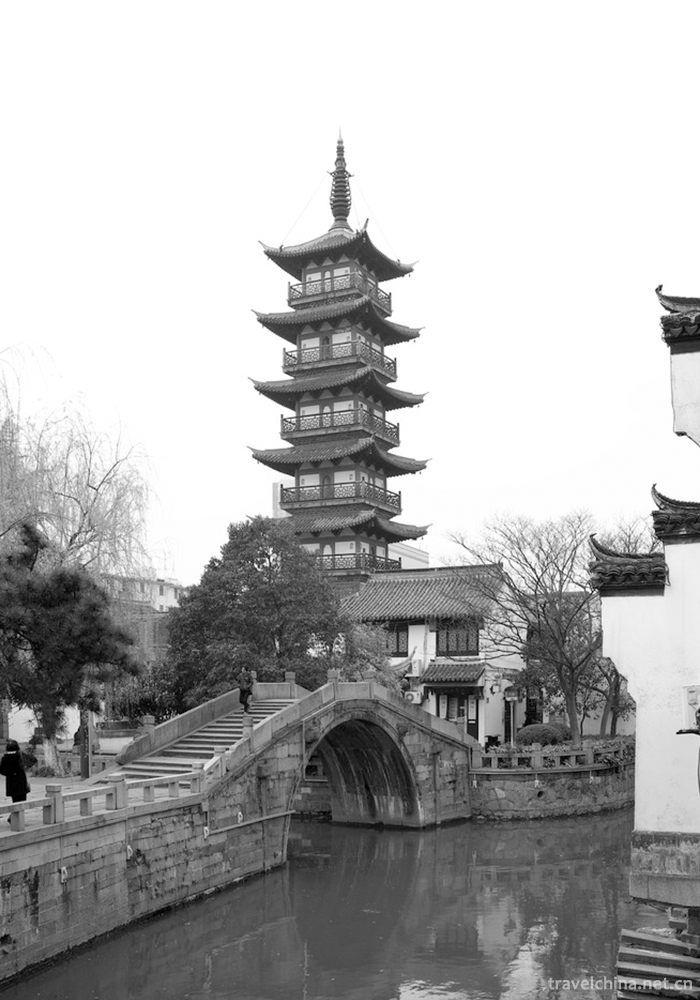 Zhou-Qiao-old-street-3