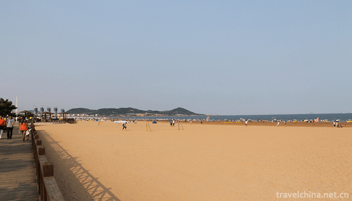 Golden-Sands-Beach-5