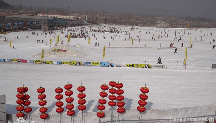 Lianhuashan-Ski-Resort-1