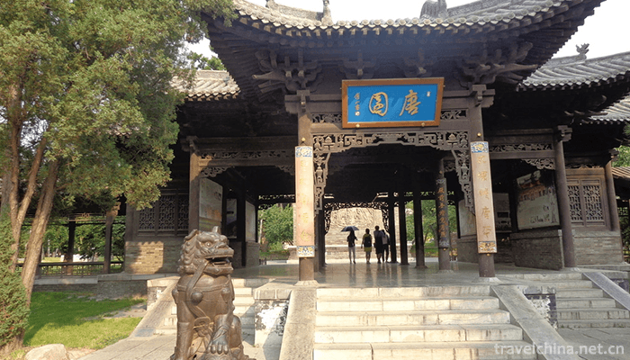 Jin-Memorial-Temple-3