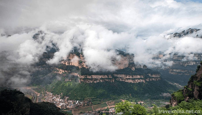 Linzhou-Taihang-Grand-Canyon-Scenic-Area-6