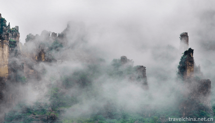 Linzhou-Taihang-Grand-Canyon-Scenic-Area-12
