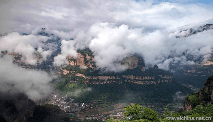 Linzhou-Taihang-Grand-Canyon-Scenic-Area-11