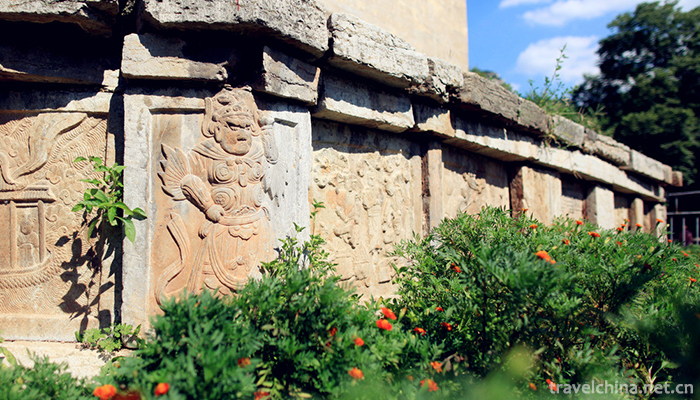 Lingyan-Temple-in-Jinan-4