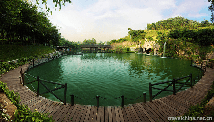 Dongguan-Longfeng-Villa-Film-and-Television-Resort-4