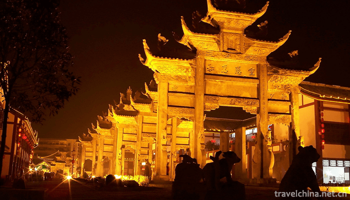 Longchang-Shipaifang-Tourist-Area-5