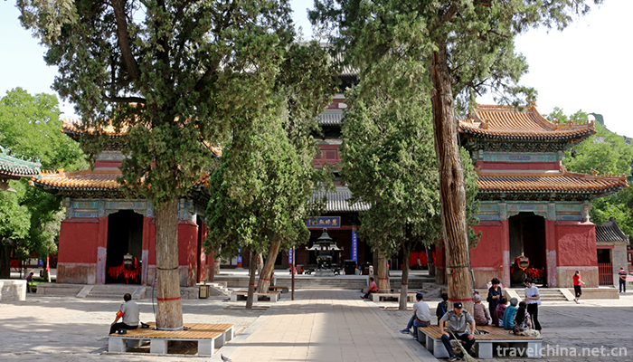 Longxing-Temple-5