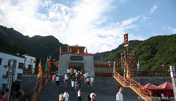 Muzhaling,-Luoyang-1